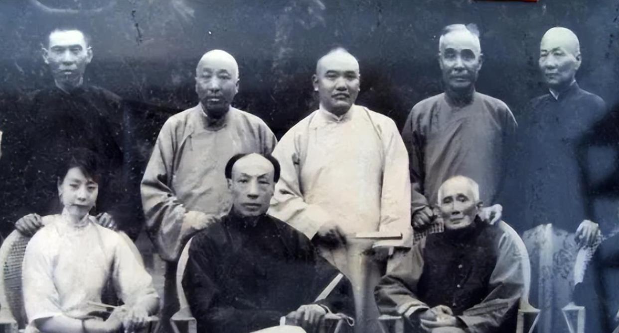 杜月笙的八字是什么