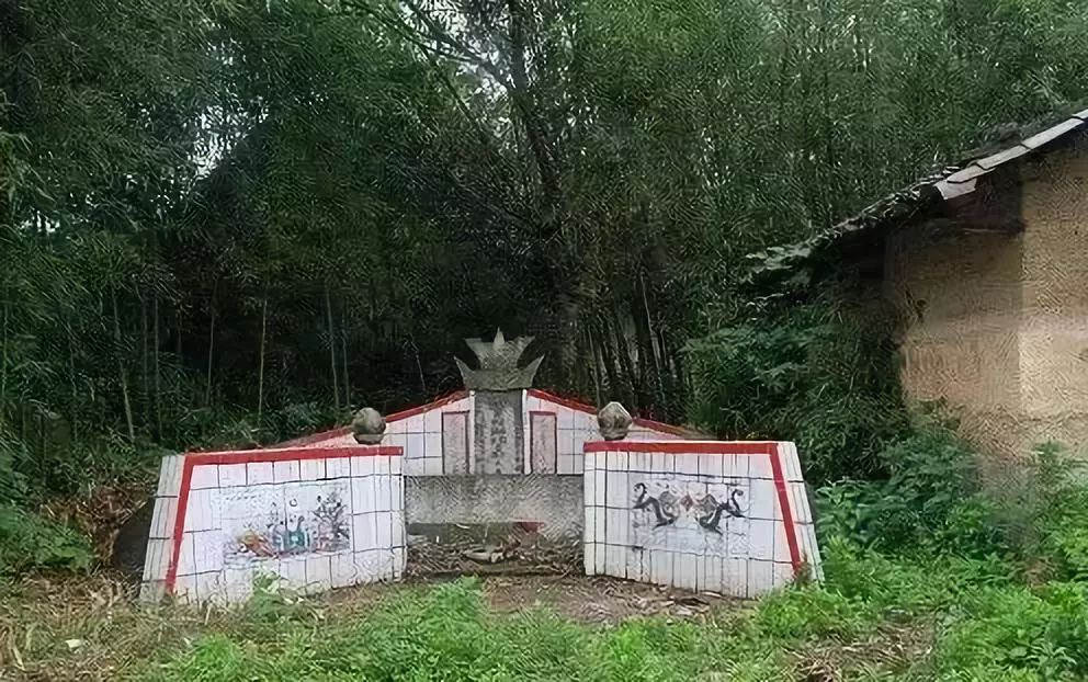 二鬼抬轿的房子图形(二鬼抬轿的房子图形 是指一户?)