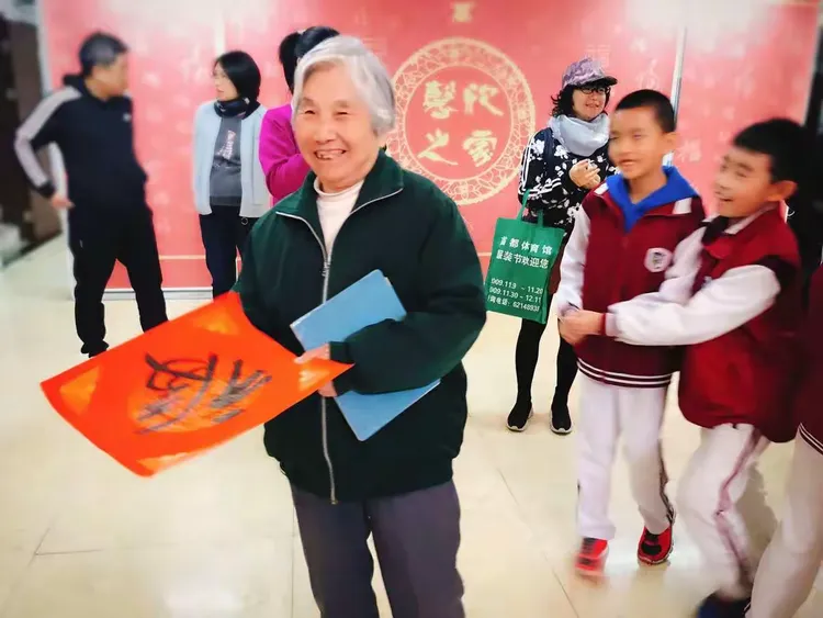 龙思宇(龙思宇的名字怎样)
