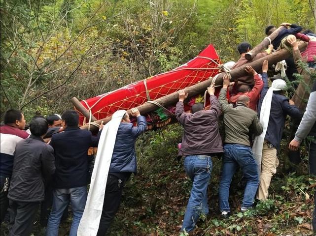 梦死人和棺材是什么意思(梦到死人和棺材是什么意思周公解梦)