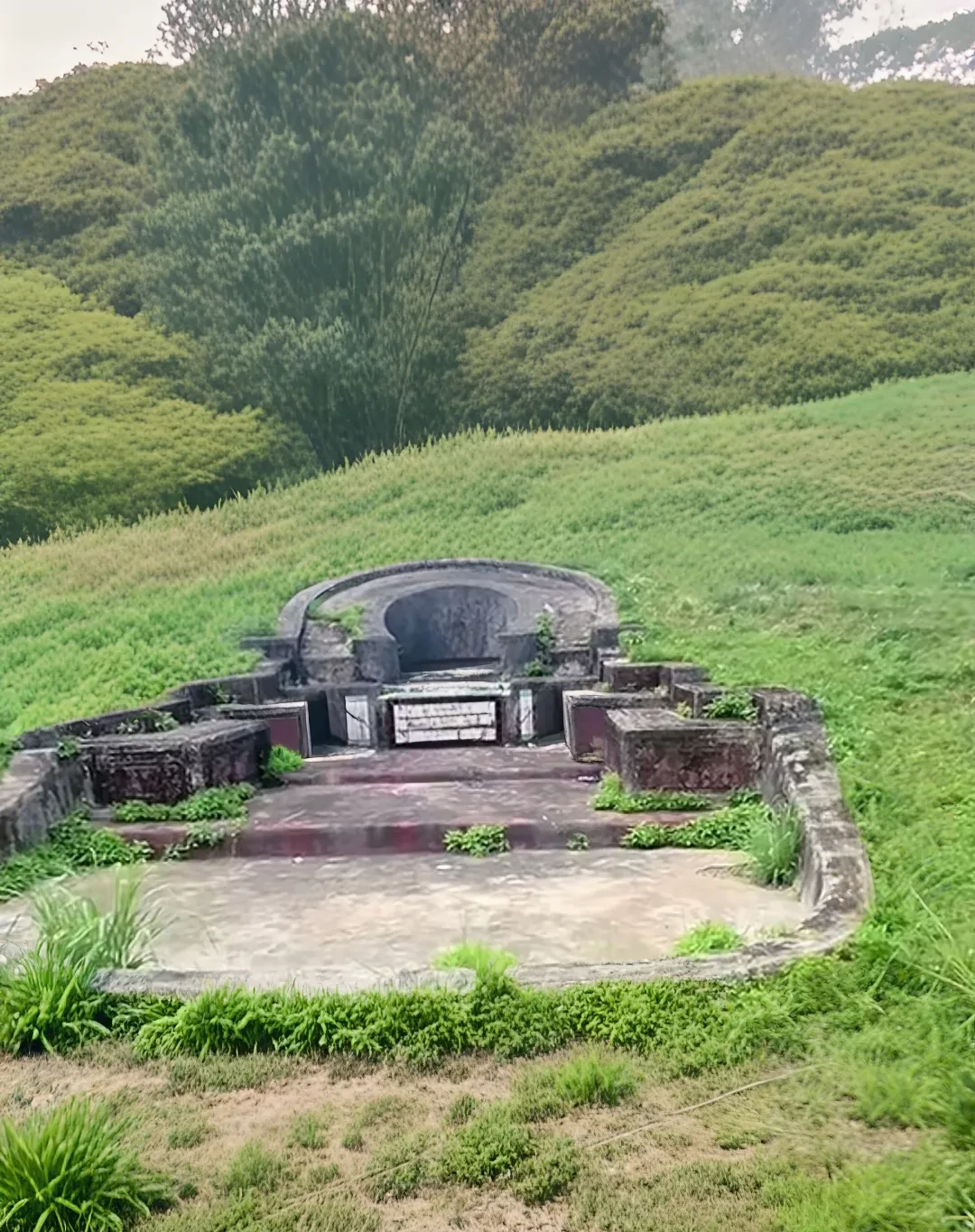 怎么看祖坟的风水宝地图片(祖坟风水怎么看对哪个后辈旺) 怎么看祖坟的风水宝地图片(祖坟风水怎么看对哪个后辈旺)