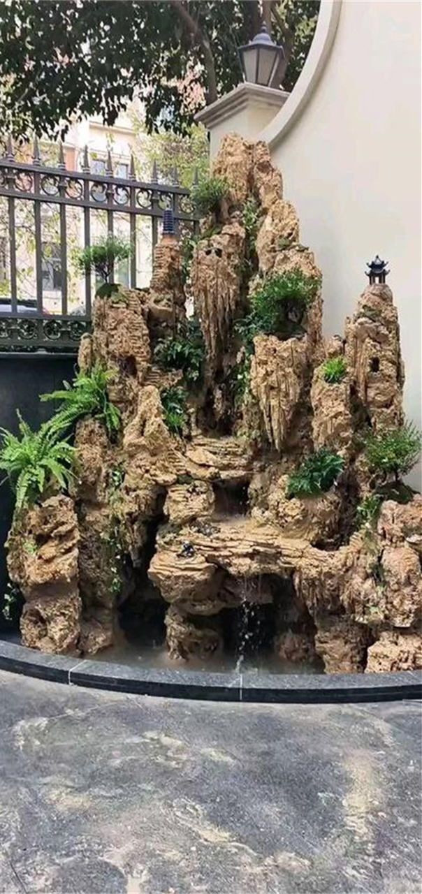 庭院假山有什么讲究(庭院假山放在什么位置好)