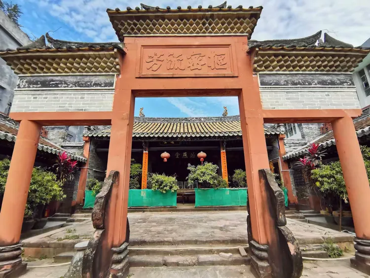 封姓最出名的人(封姓100大名人) 封姓最出名的人(封姓100大名人)