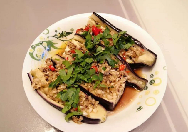 乙肝患者可以吃茄子吗男性吃什么(乙肝患者可以吃茄子吗女性怎么吃的好)