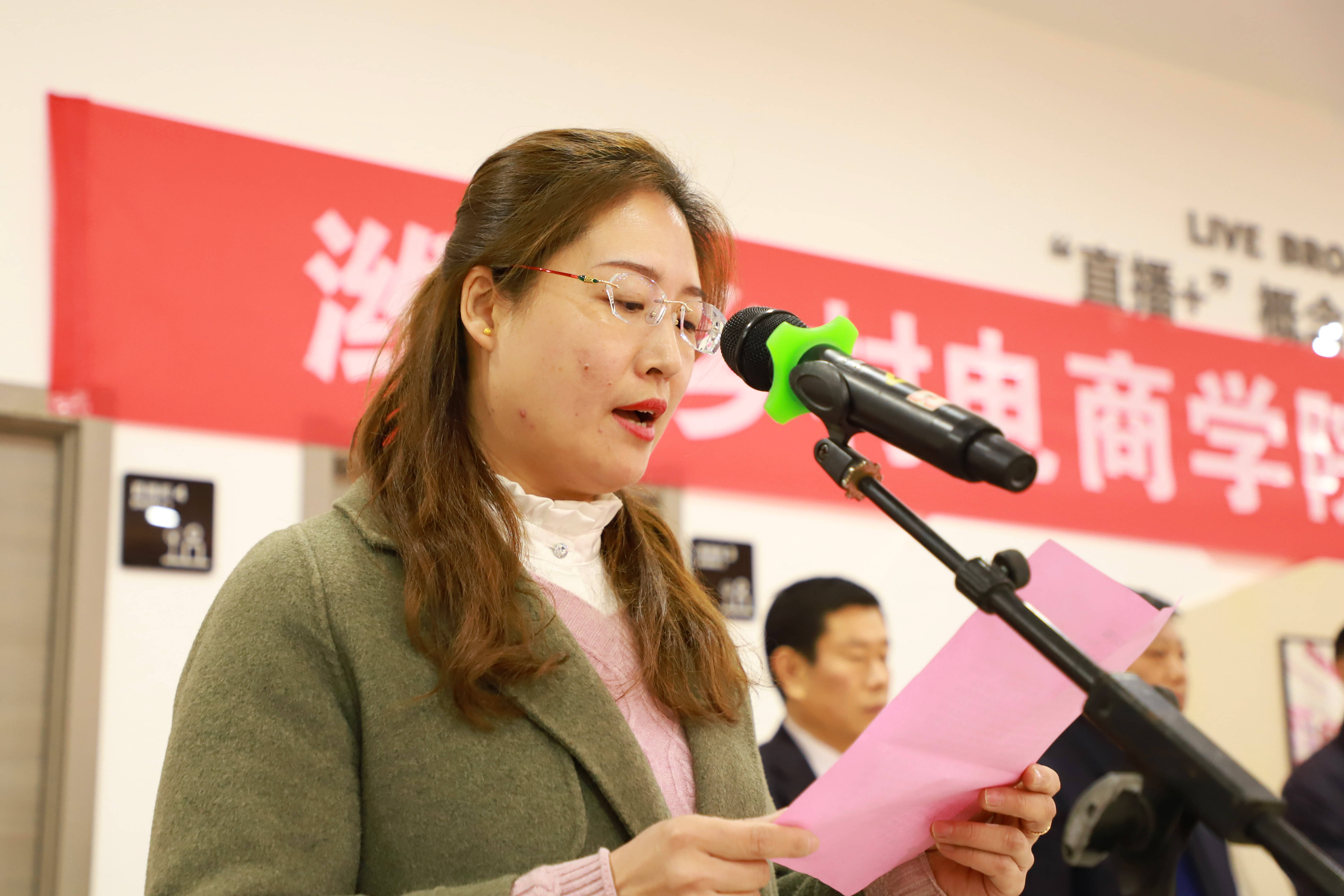 宋伟伟个人资料(宋伟伟个人资料简介) 宋伟伟个人资料(宋伟伟个人资料简介)
