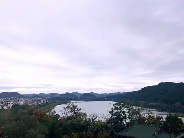 风水布局的佳话怎么说(好的风水布局能助人什么的句子)