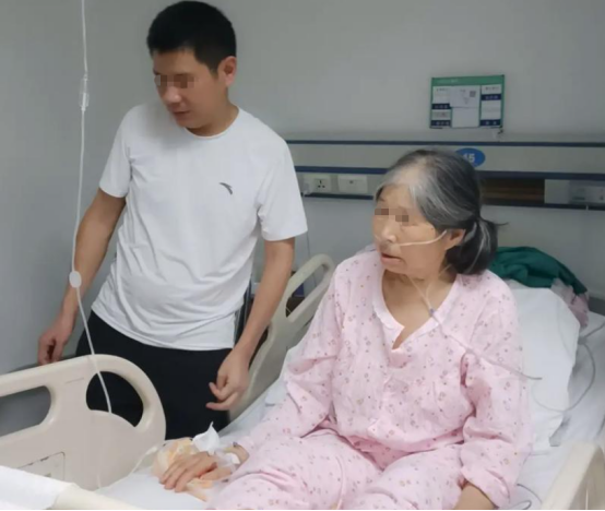 知道母亲癌症晚期(癌症晚期母亲隐瞒病情后续)