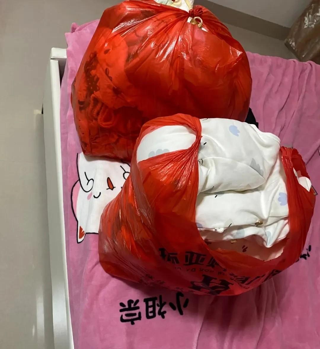 旧衣服多了会压运吗(玄学讲衣服穿超过两年) 旧衣服多了会压运吗(玄学讲衣服穿超过两年)