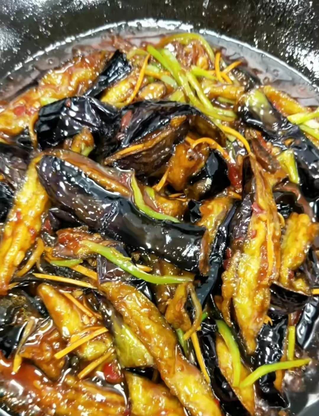 乙肝患者可以吃茄子吗(乙肝患者可以吃茄子吗13岁)